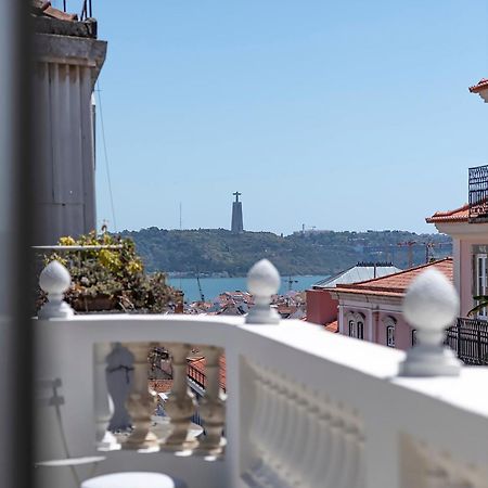 Montecarmo12 - Design Boutique Hotel ลิสบอน ภายนอก รูปภาพ