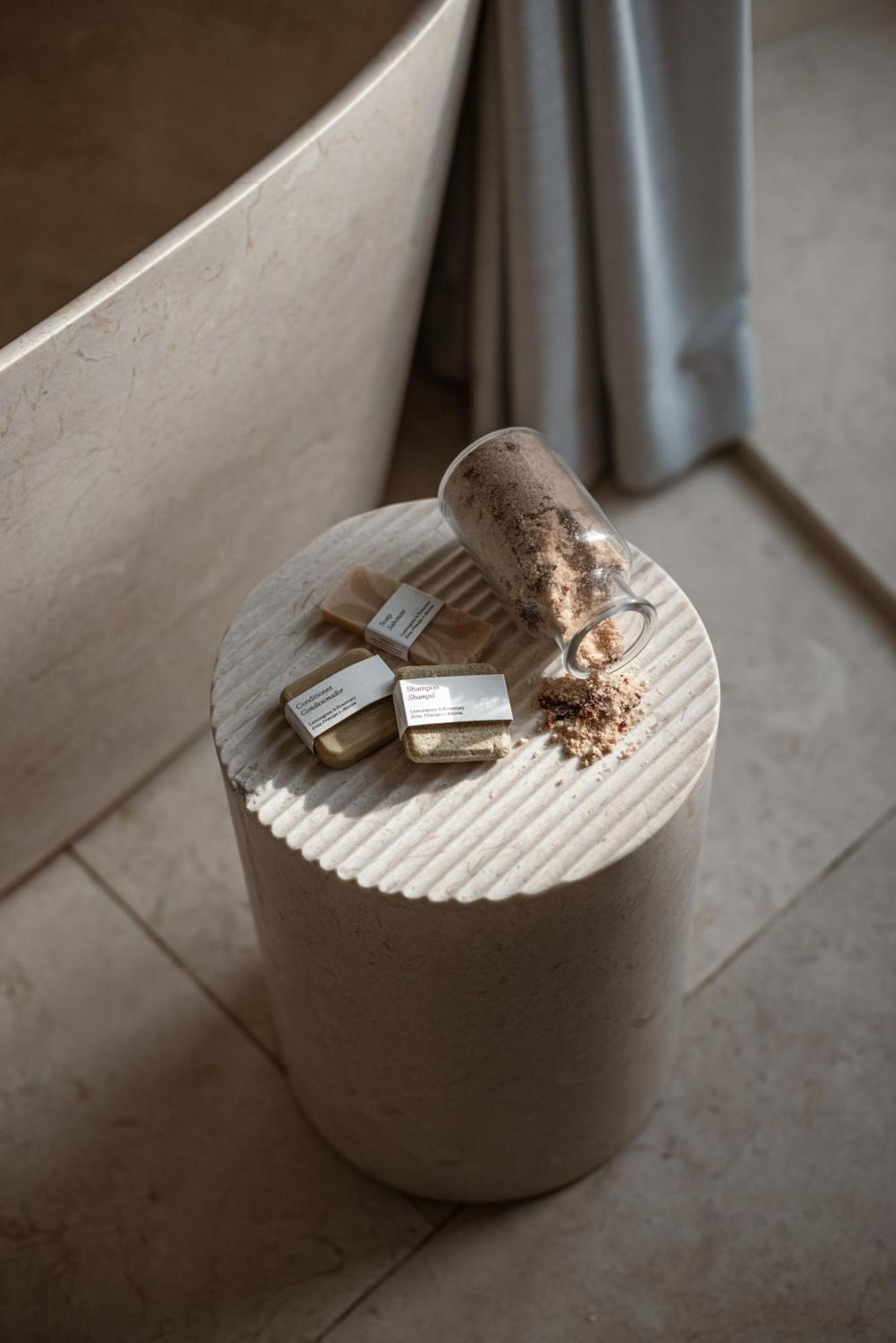 Montecarmo12 - Design Boutique Hotel ลิสบอน ภายนอก รูปภาพ